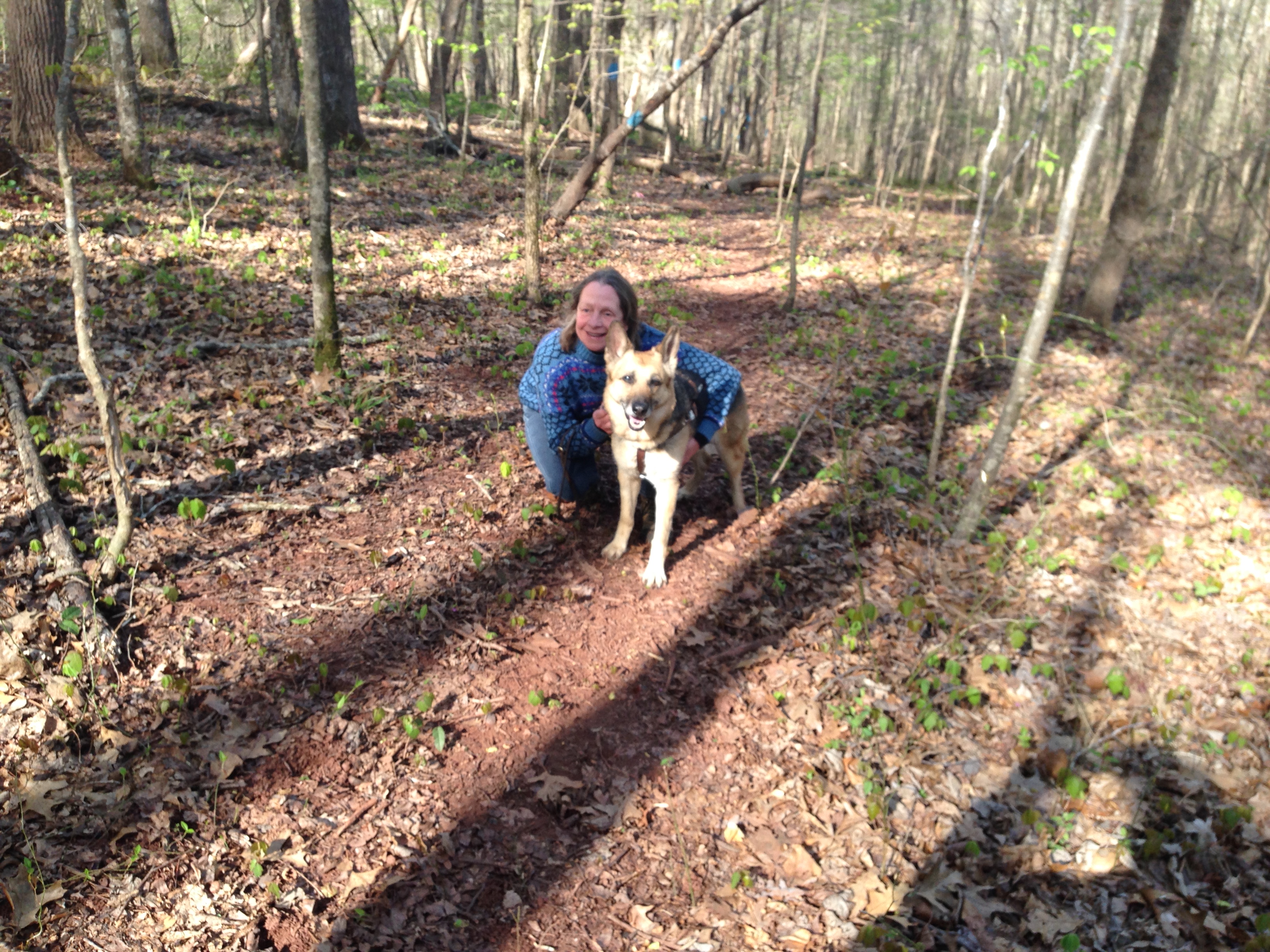 Sue kneels with Kizzy