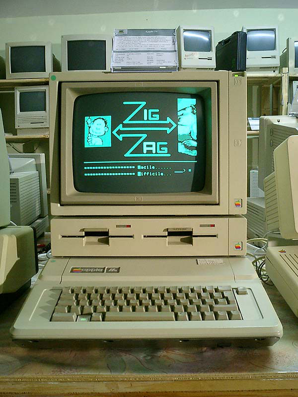 Picture of an Apple IIE computer